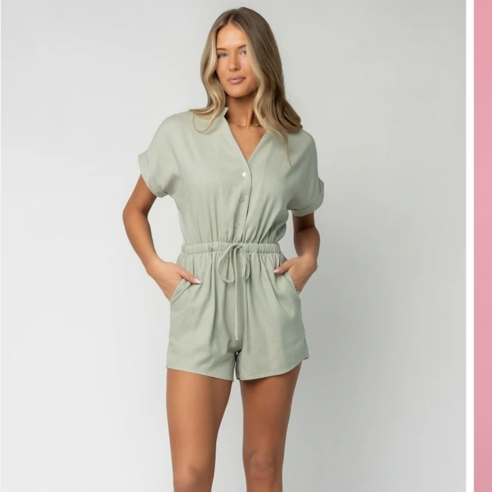 Baltic Born Forest Green Button-Front Romper Shor… - image 7